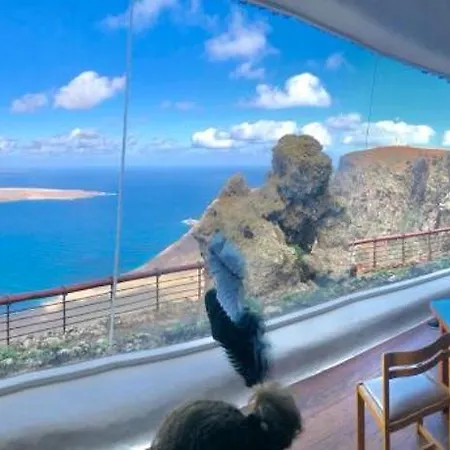 Happy Casa Tías