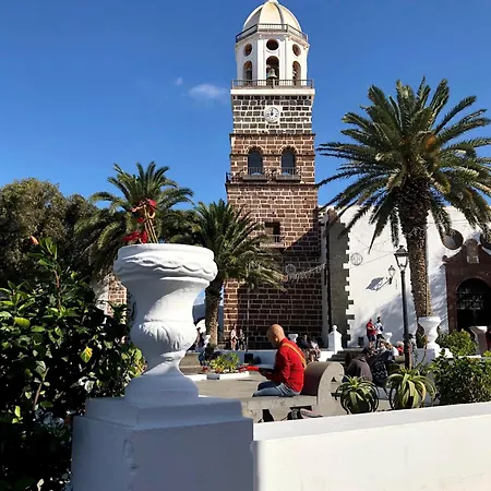 Happy Casa Apartment Tías